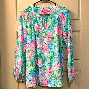 Lilly Pulitzer Elsa top. 100% silk
